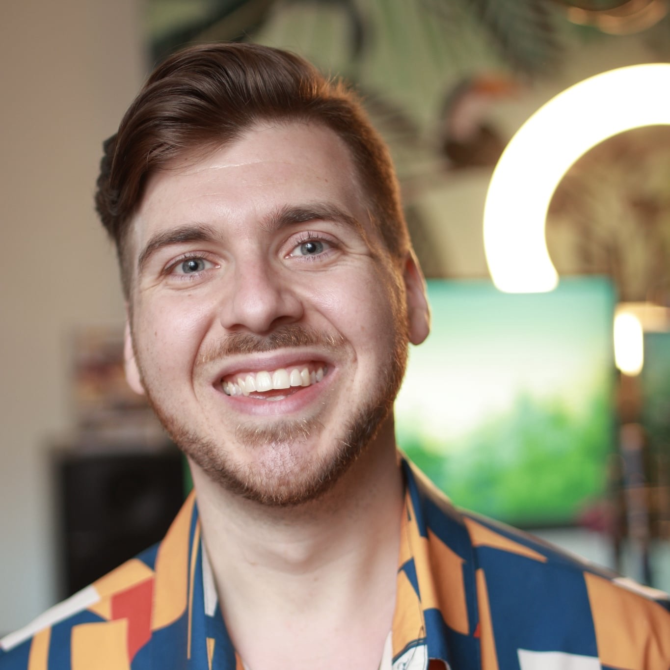 Ryan Hertel, pizza concierge